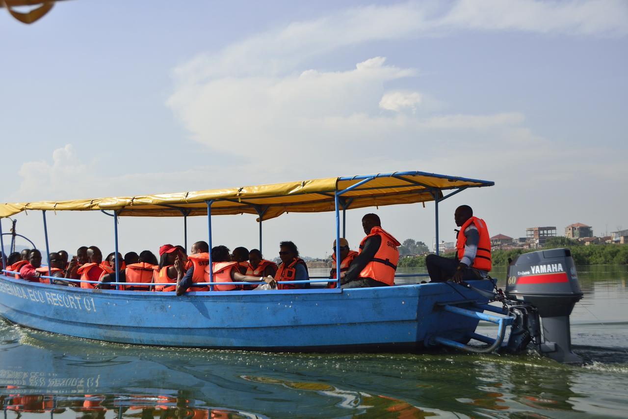 Serenada Eco Resort Mukono Town Bagian luar foto